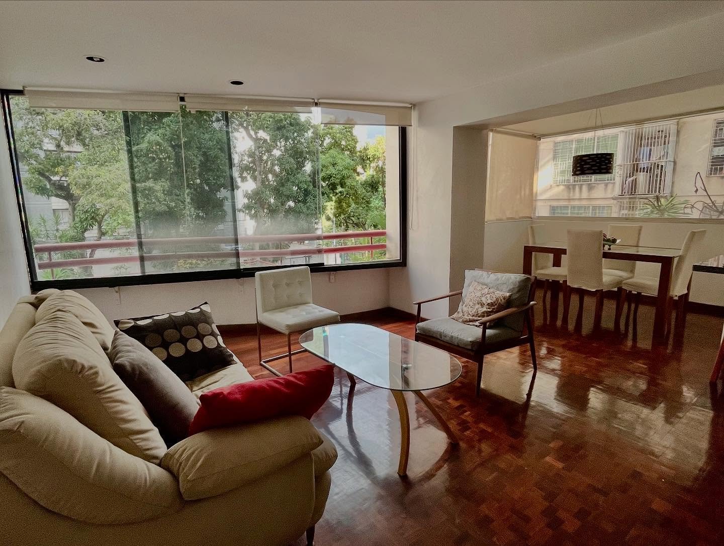 Apartamento en alquiler en Los Palos Grandes — foto 6